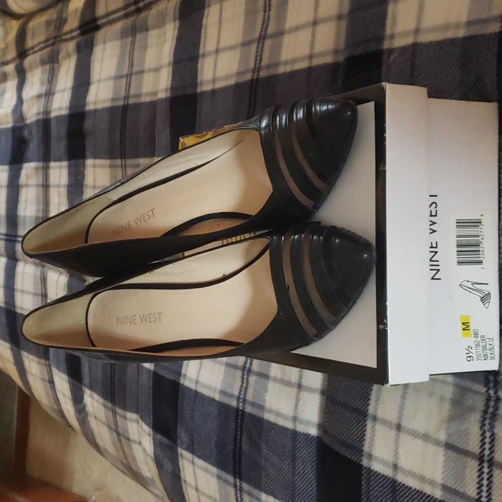Nine West Black and Net Leather Heels